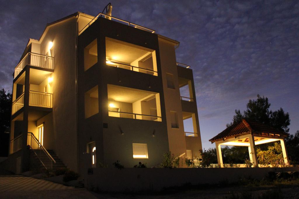 Villa Sena Ražanj Εξωτερικό φωτογραφία