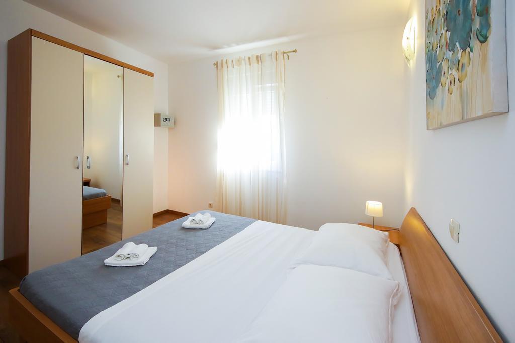 Villa Sena Ražanj Εξωτερικό φωτογραφία
